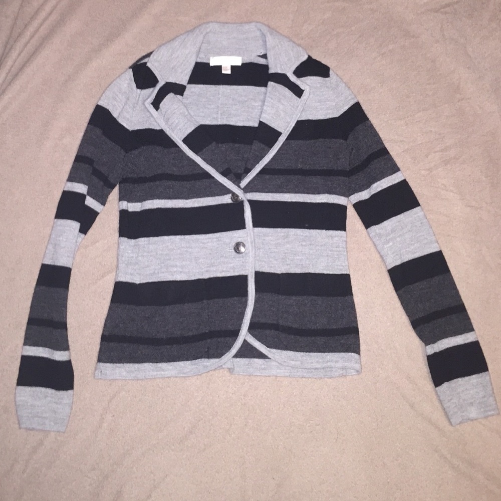 🚫SOLD🚫 Like new! Part blazer, part sweater